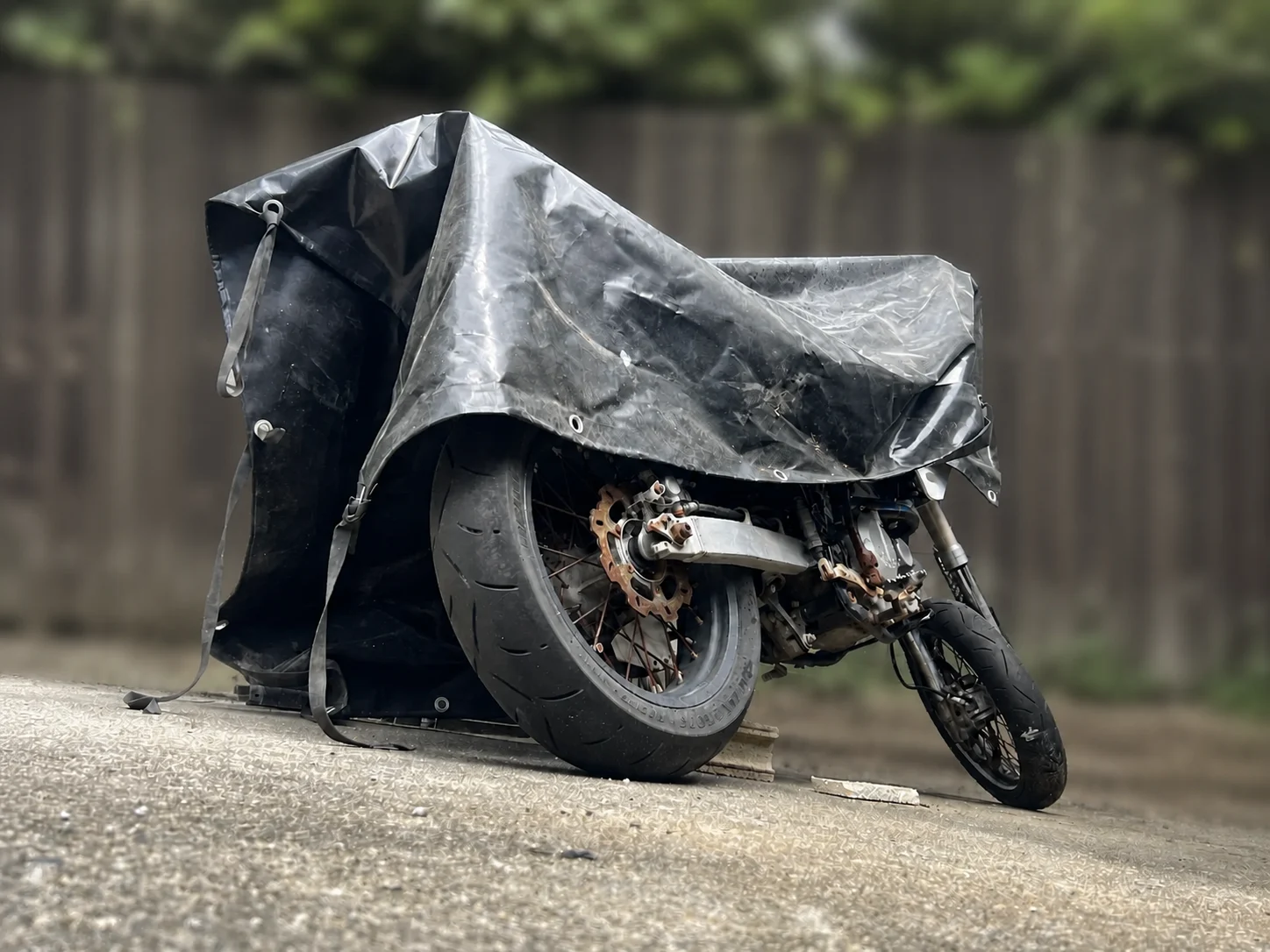 バイクのエンジンがかからない!まず見るところから火花・ガソリンまで原因を切り分ける